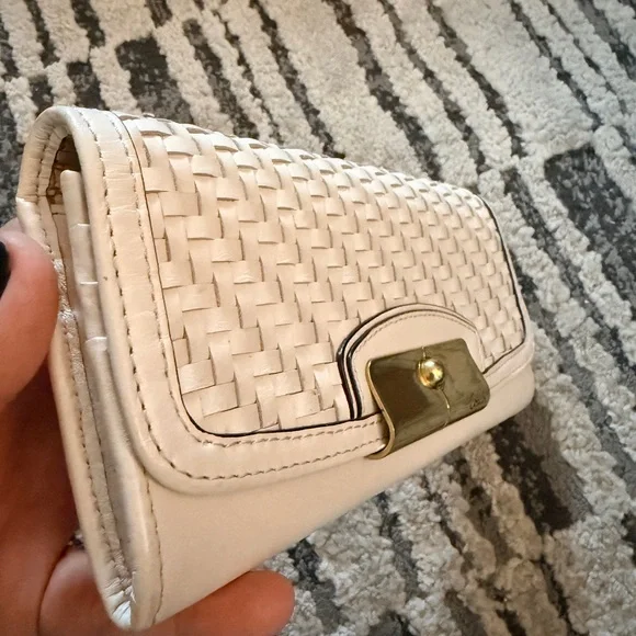 Pink Coach leather pouch and Ivory Coach Kristin woven envelope wallet clutch - Picture 5 of 12